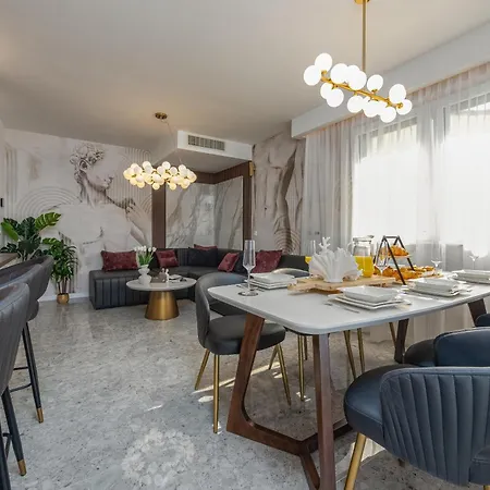 Crowonder Luxury Optasia Kožino