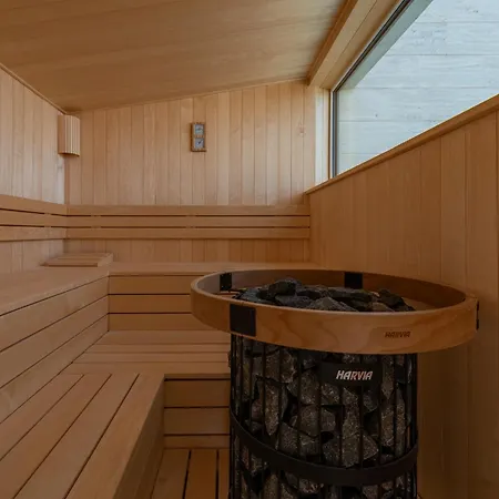 Crowonder Luxury Optasia * Kožino